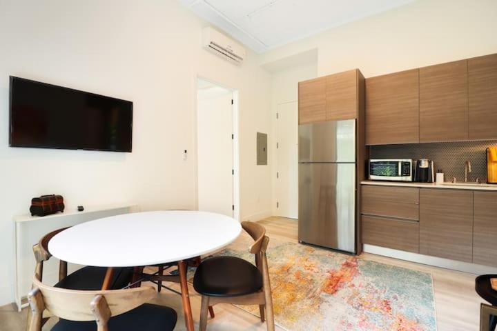 מיאמי Aerie Apartments חדר תמונה