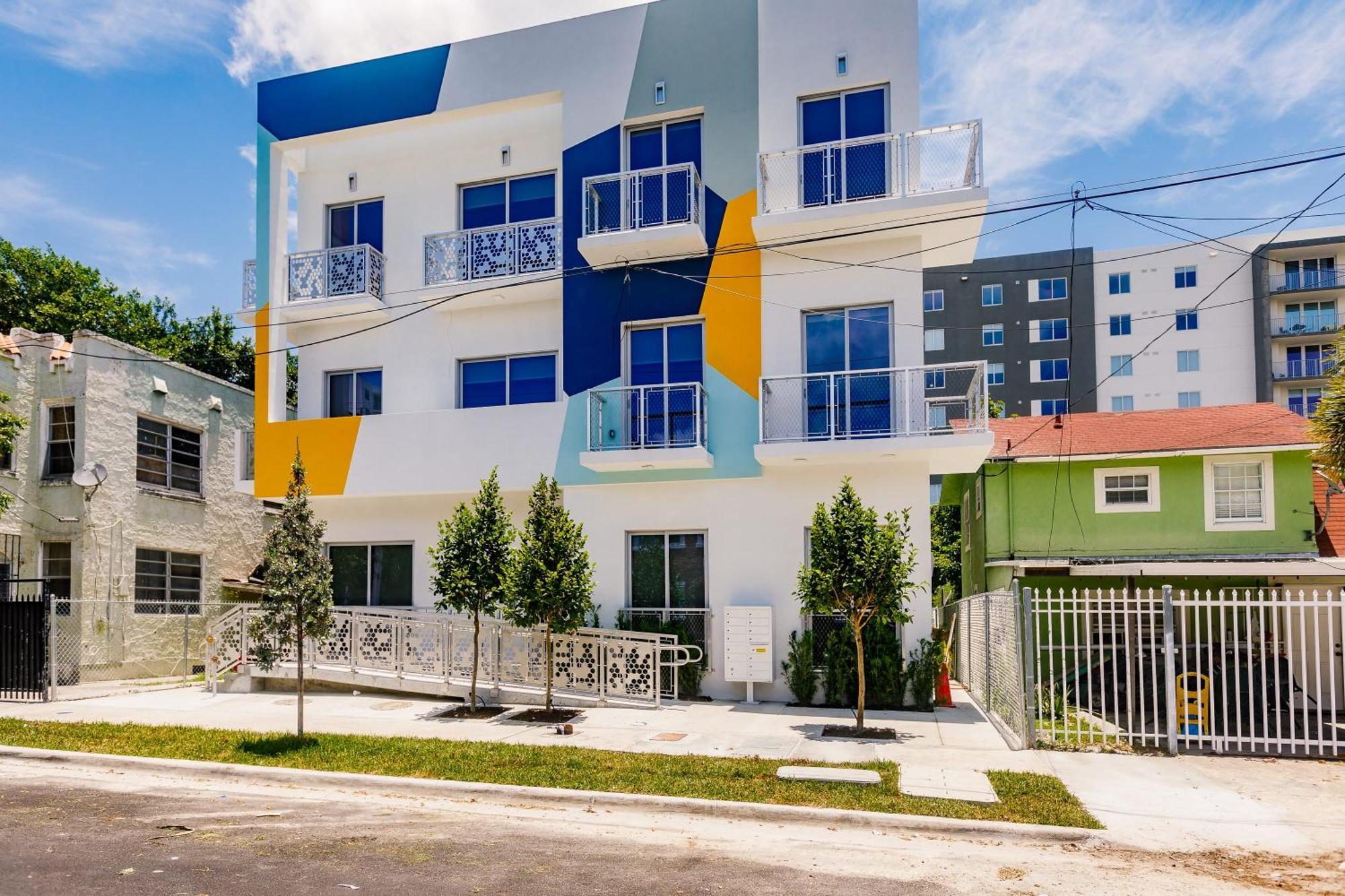 מיאמי Aerie Apartments מראה חיצוני תמונה